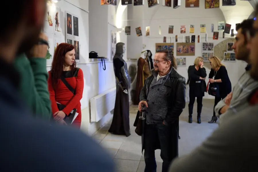 Wernisaż wystawy „Wiedźmin w kulturze popularnej”